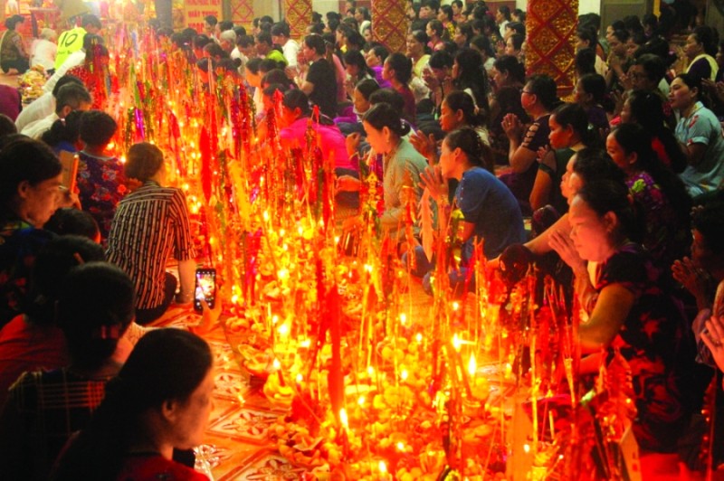 Lễ Cúng ông bà Sen Đôn-Ta là dịp người Khmer tưởng nhớ, cầu phước cho người thân đã khuất. (Ảnh: mytour)