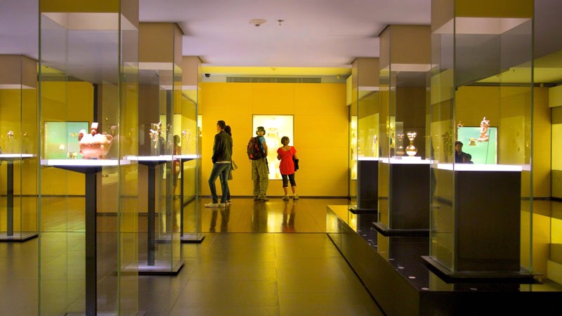 Bảo tàng Vàng Museo del Oro trưng bày hơn 55.000 hiện vật vàng. (Ảnh: expedia)