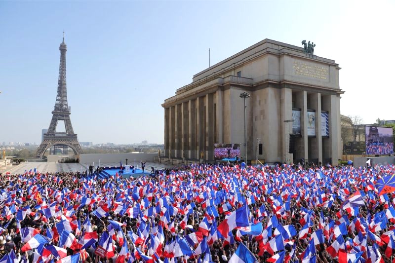 Quảng trường Trocadero, nơi diễn ra nhiều sự kiện chính trị có tầm ảnh hưởng lớn đến Pháp và quốc tế. (Ảnh: Europeanconservative)