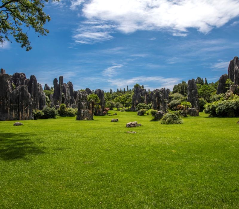 Thạch Lâm đẹp mê hồn! 🏞️  (32 kí tự)