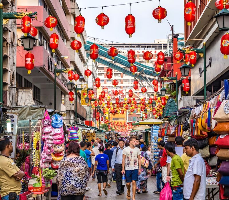 Khám phá ChinaTown, trải nghiệm mua sắm độc đáo! (Ảnh: SilverKris)