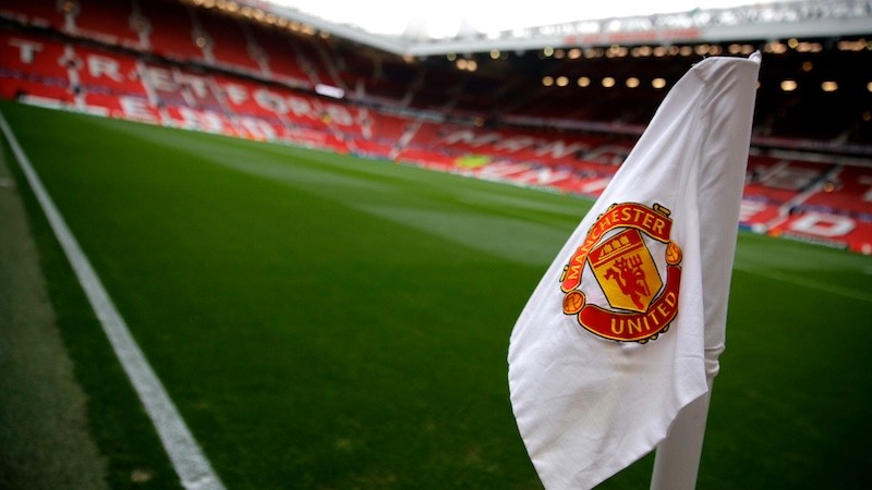 Sân Old Trafford: Địa điểm du lịch hấp dẫn ở Anh, không thể bỏ qua.  (93 ký tự)