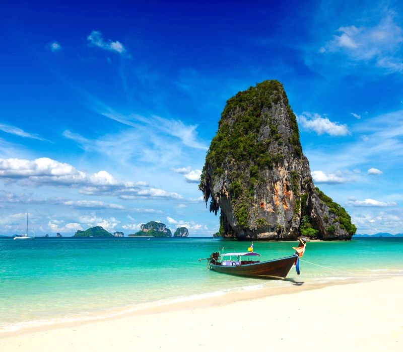 Railay Beach: Thiên đường ẩn mình ở Krabi.