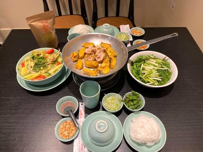 Menu Chả cá Thăng Long: Tinh hoa ẩm thực dân dã.