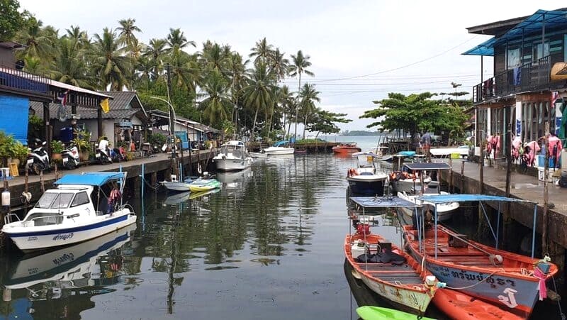 Bến tàu Klong Mad: Cửa ngõ khám phá cuộc sống chân thực của người dân Koh Kood. (Ảnh: explorekohchang)