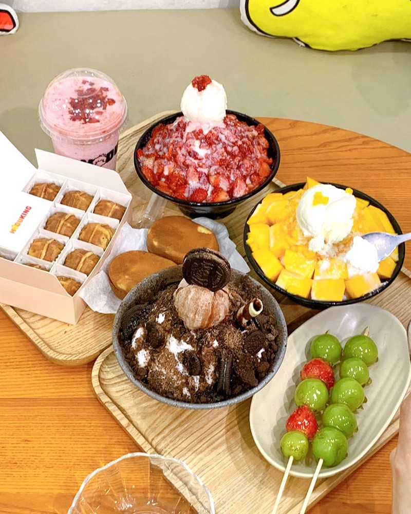 Bingsu & bánh ngọt hấp dẫn tại Hoduking Cafe.