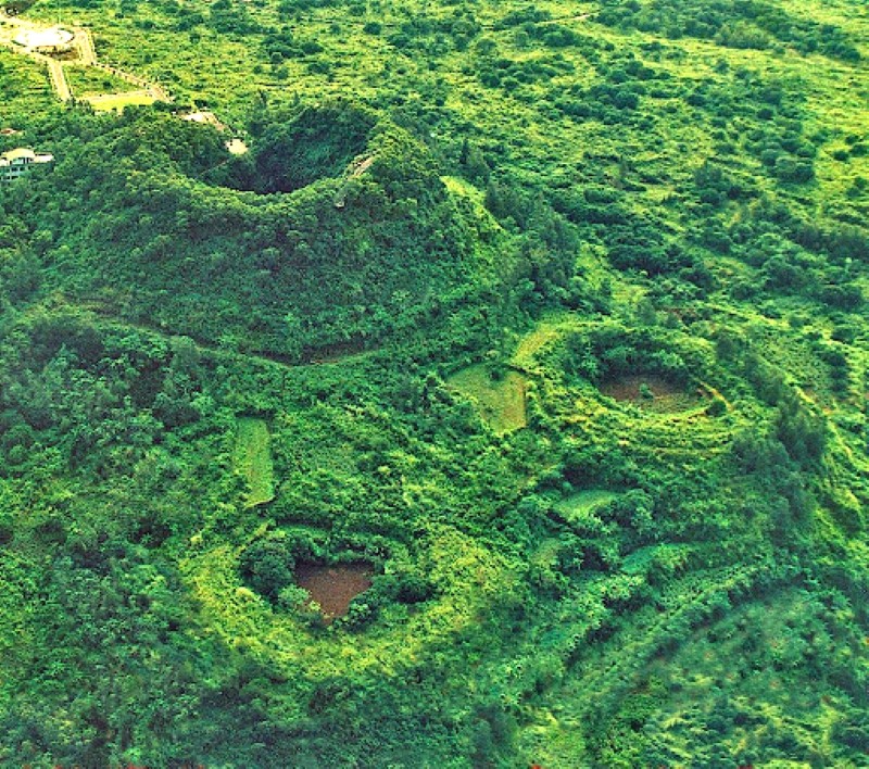 Khám phá thiên nhiên tại Volcanic Cluster Global Geopark với nhiều hoạt động dã ngoại thú vị. (150 kí tự)