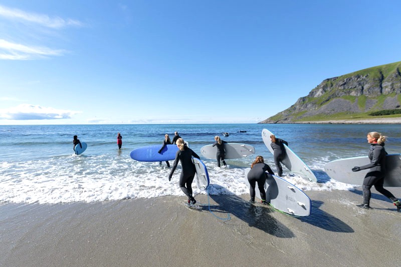 Biển Hauklandb: Nơi tắm biển lý tưởng (Ảnh: visitlofoten)