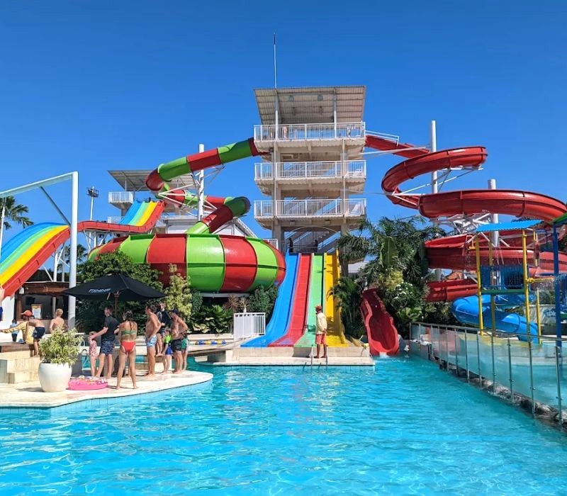 Splash Waterpark: Nơi vui chơi sảng khoái cho cả gia đình! (Ảnh: Rorbey)