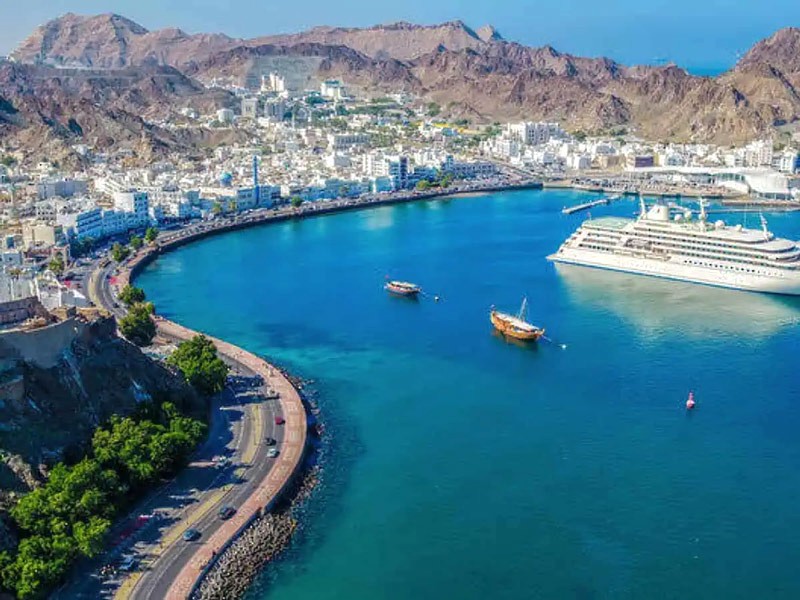 Bãi biển tuyệt đẹp ở Oman.