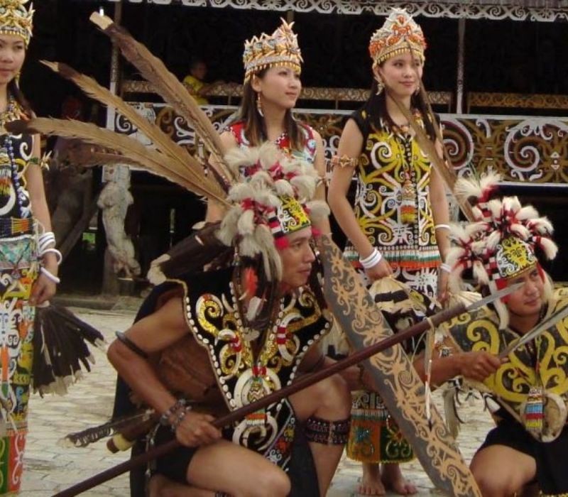 Văn hóa Dayak vẫn còn lưu giữ đến ngày nay. (Ảnh: Authentic Indonesia)