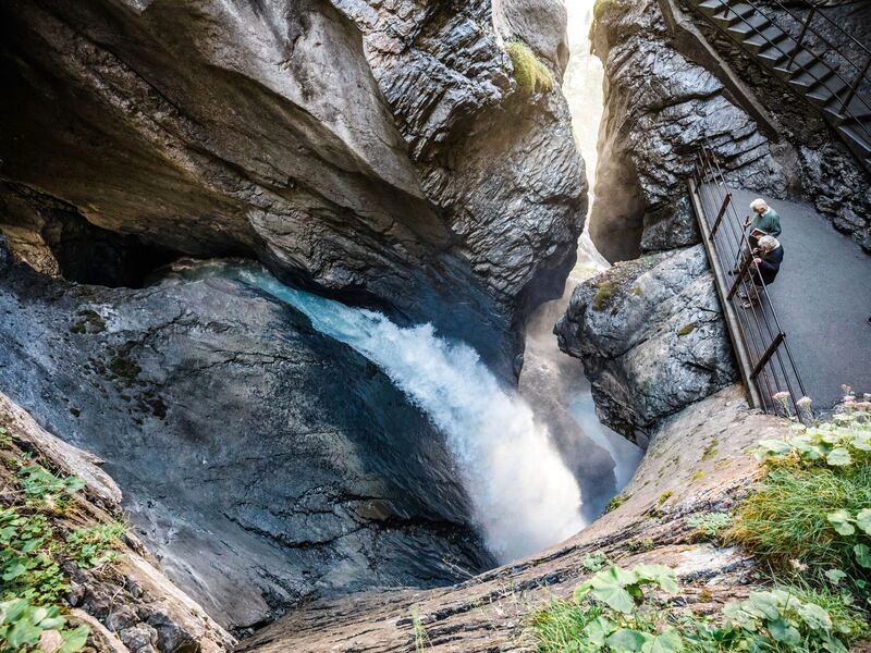 Thác Trümmelbach, một trong 72 thác nước ở thung lũng Lauterbrunnen. (Ảnh: Lauterbrunnen)