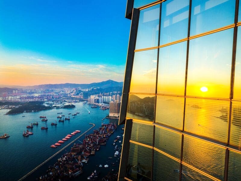 Sky100 Hong Kong, điểm tham quan nổi tiếng với nhiều quy định, thu hút du khách. (Ảnh: Sky 100 Observation Deck)