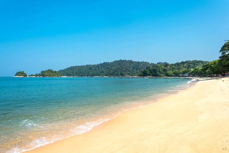 Pangkor từng là điểm dừng chân của ngư dân, thủy thủ và cướp biển, tạo nên lịch sử hấp dẫn. (Ảnh: Expedia)