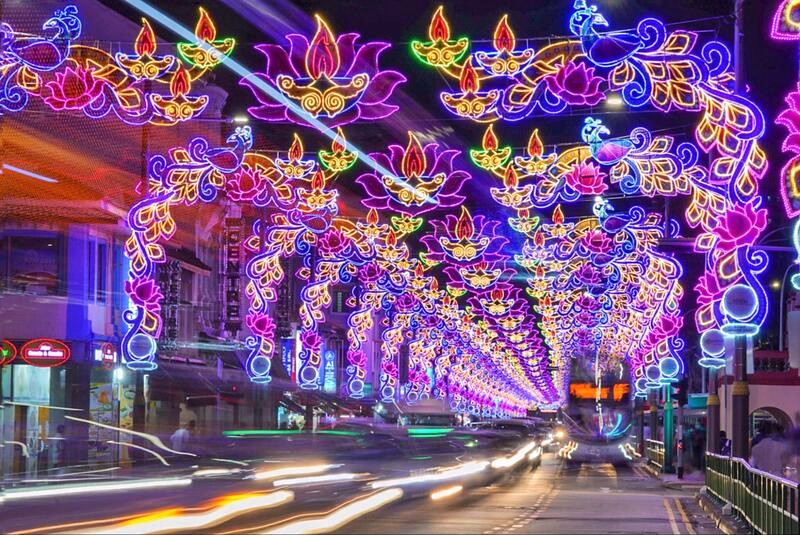 Deepavali là lễ hội lớn được hơn 1 tỷ người trên thế giới chào đón, bao gồm cả Singapore.