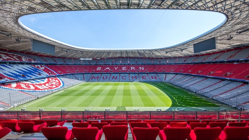 Allianz Arena, một trong những sân vận động đẹp nhất thế giới, là biểu tượng mới của thành phố Munich. (Ảnh: fcbayern.com)