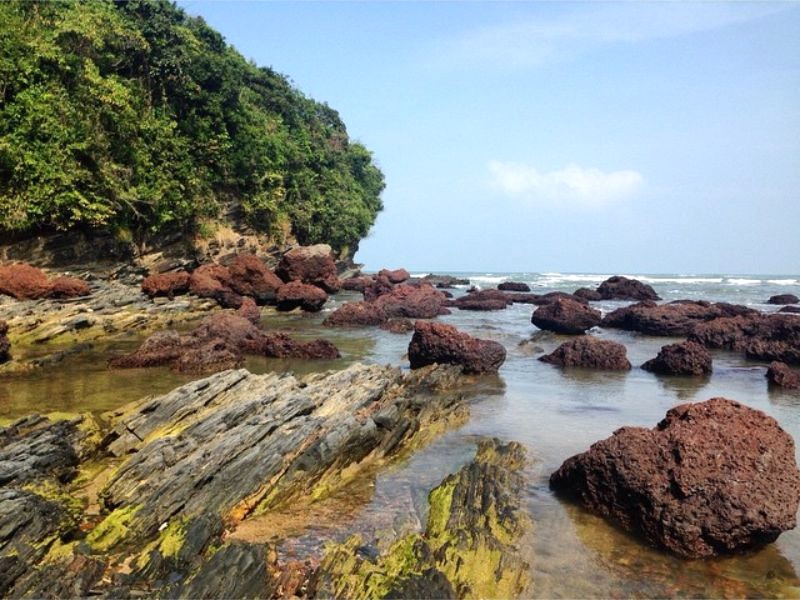 Biển đẹp nhất vào hè. 🏖️ (Halo Travel)