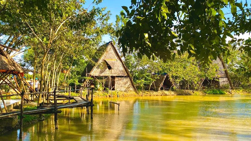 Nhà chữ A độc đáo tại Phong – Le Vent, Maison en Bambou. (Ảnh: Bao Huynh)