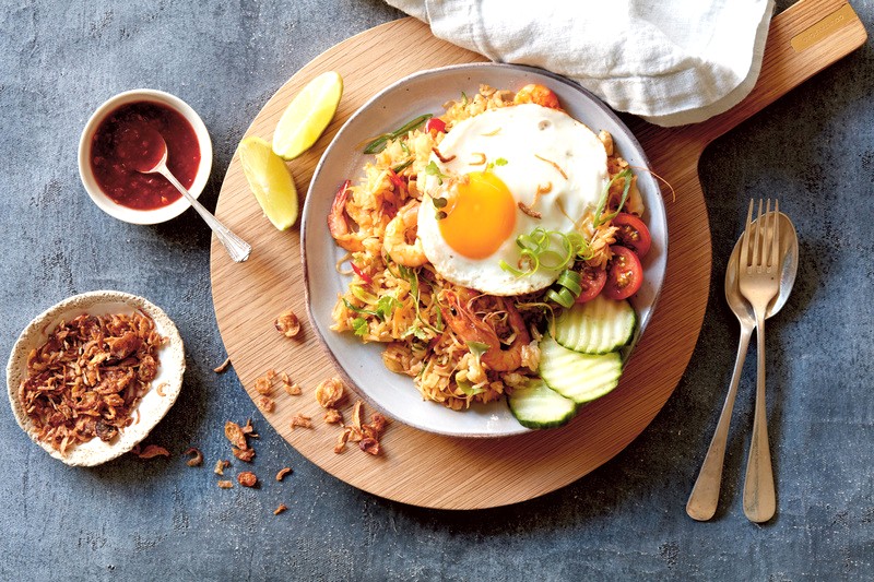 Nasi goreng, món ăn quốc gia của Indonesia, nổi tiếng khắp nơi. (Ảnh: Maikka)