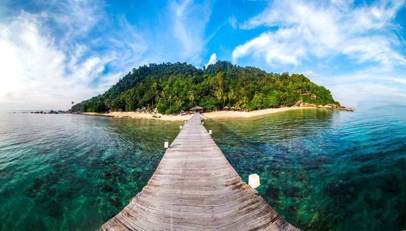 Thời điểm lý tưởng để đến Tioman là từ tháng 3 đến tháng 10, khi thời tiết ôn hòa (khoảng 30°C). (Ảnh: iVIVU)