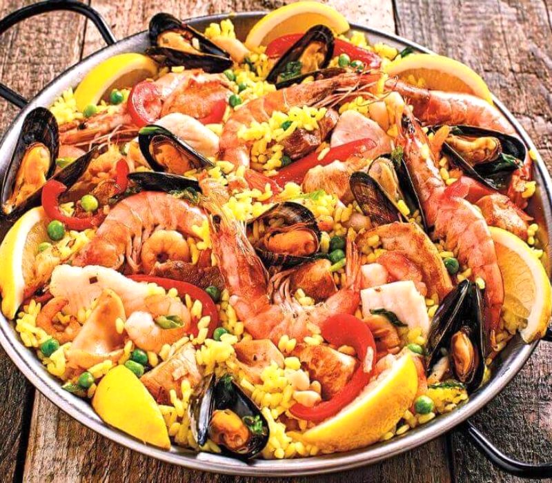 Paella Habana: Món cơm hải sản kết hợp tinh hoa ẩm thực Tây Ban Nha và Cuba. (Ảnh: vietnamembassy)