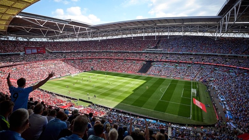 Khánh thành năm 2007, Wembley Stadium nổi bật với mái vòm cao 134m, dễ dàng nhìn thấy từ khắp London. (Ảnh: Populous)