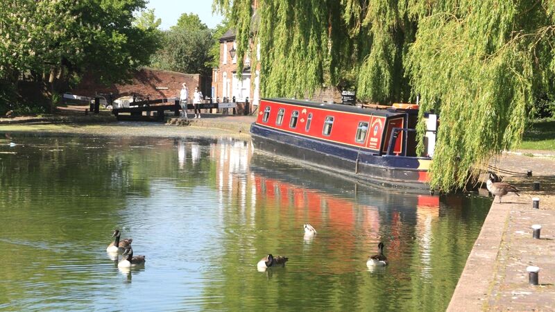 Birmingham: Nhiều kênh hơn Venice! 🛥️