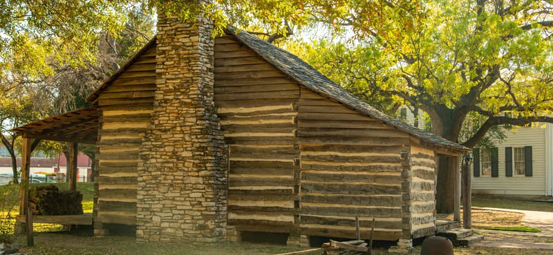 Khám phá văn hóa và lịch sử Dallas cổ điển tại Dallas Heritage Village - điểm đến lý tưởng cho du khách. (148 kí tự)