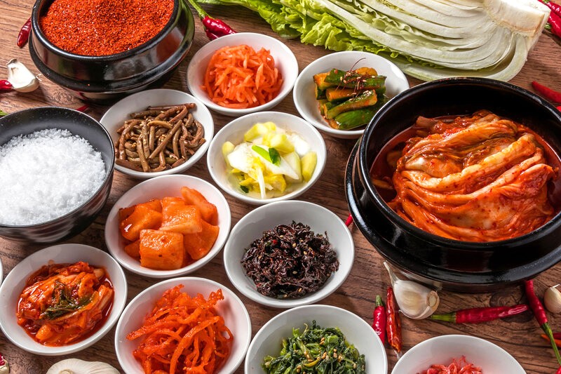 Kimchi: Linh hồn ẩm thực Hàn Quốc, đơn giản mà tinh tế.