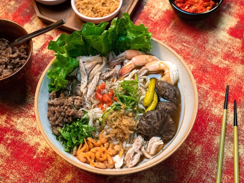 Kuy teav, bún gạo gốc Trung Quốc. © 2021 Television Food Network