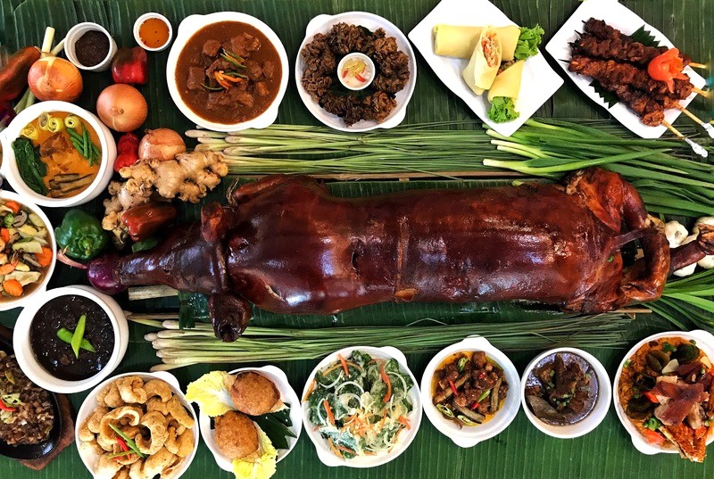 Lechon: Heo quay da giòn (Ảnh: whatmaryloves)