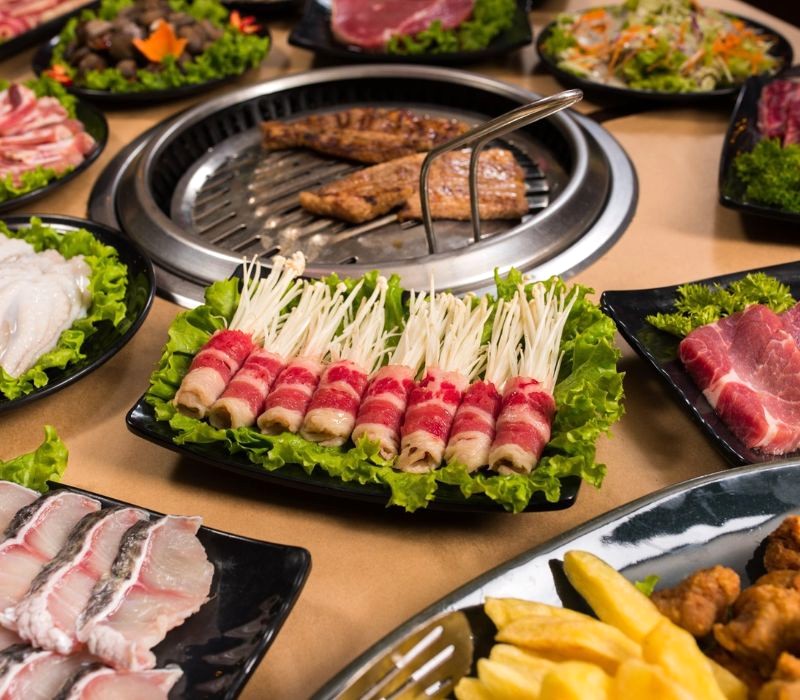 Buffet nướng thỏa thích tại Habit BBQ. (Ảnh: PATO)