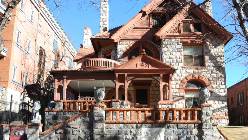 Molly Brown House Museum, một ngôi nhà lịch sử thu hút đông đảo du khách. (Ảnh: Condé Nast Traveler)