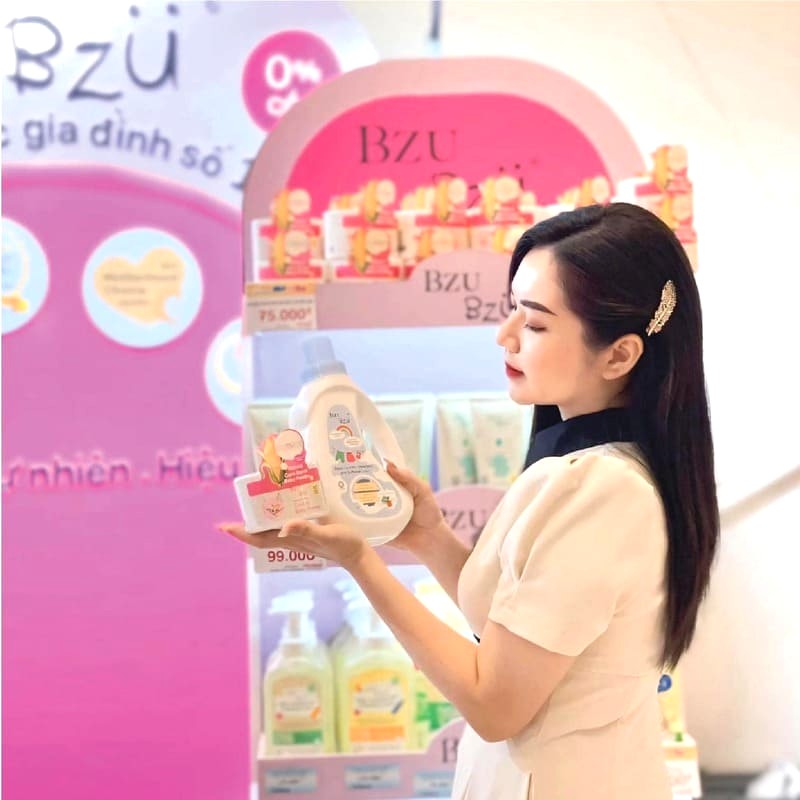 AEON Mall Tạ Quang Bửu: Khu vực chăm sóc sức khỏe với nhiều sản phẩm chất lượng cao (Ảnh: Hong Le).