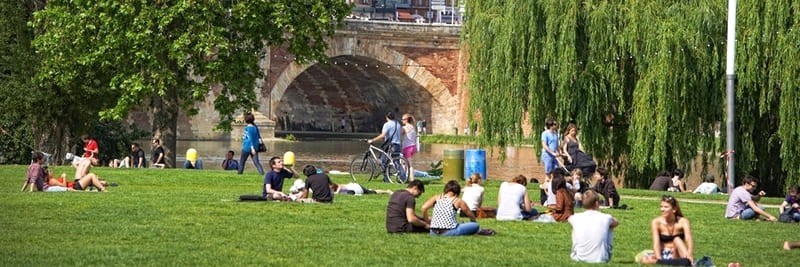 Toulouse: Nghệ thuật & thơ mộng Pháp.