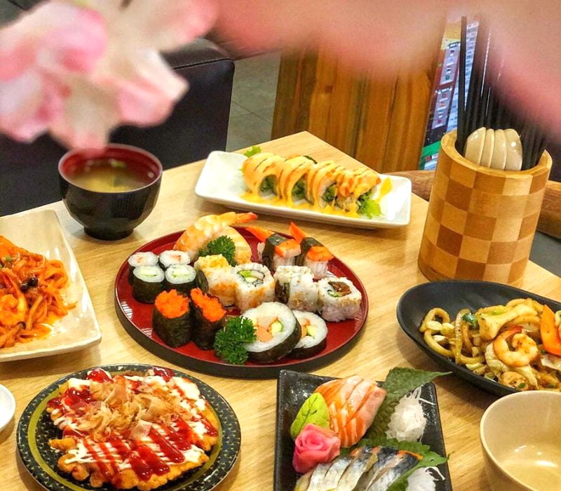 Sushi tươi ngon, giá hợp lý. (Ảnh: Ăn sập Biên Hòa)